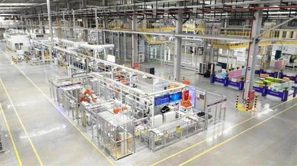 行業(yè)首個(gè)！卡奧斯打造5G+UWB智慧互聯(lián)工廠(chǎng)，創(chuàng)新技術(shù)融合應(yīng)用典范